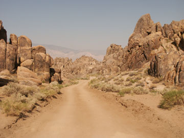 lone pine california road hills diaz lake movie miles three south casade slopes recreational sierra eastern mountains east guide